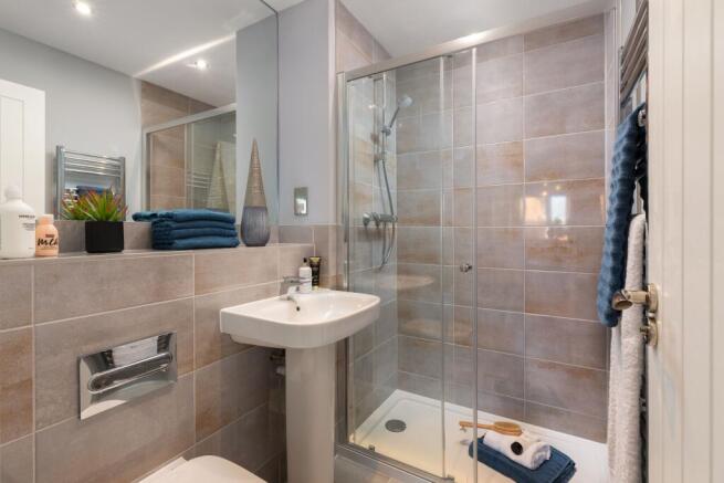 4 bed Detached for sale Image 7