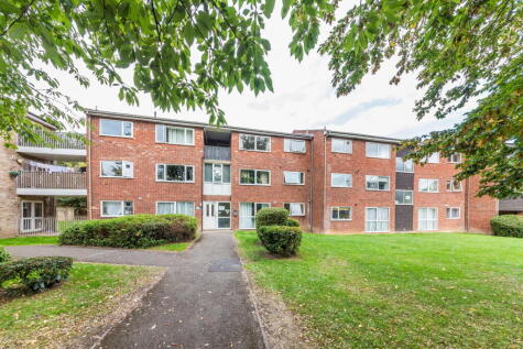 Greenhill Court, Windmill Close, Banbury, OX16 9DE