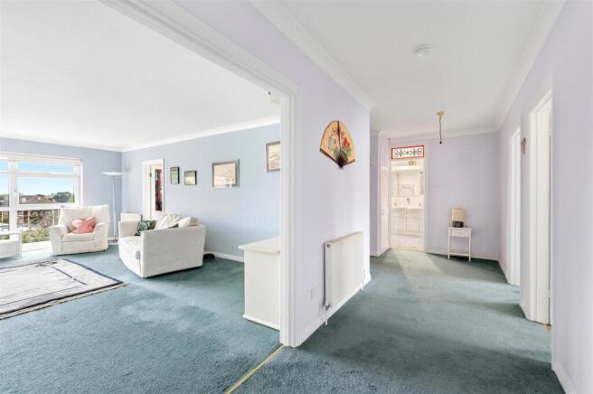 7 Hayes Court -2.jpg