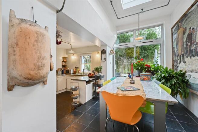 Frithville Gardens - Kitchen3 (1).JPG