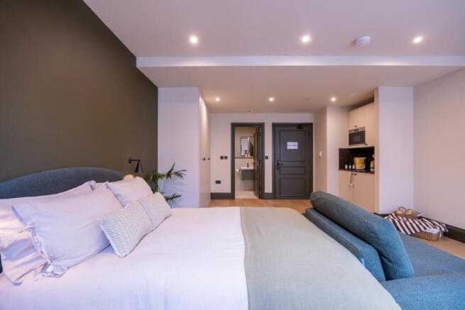 1 bed Apartment to rent Image 8