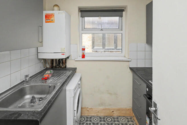 37 Woodhouse Road, Leytonstone, London E11 3NU