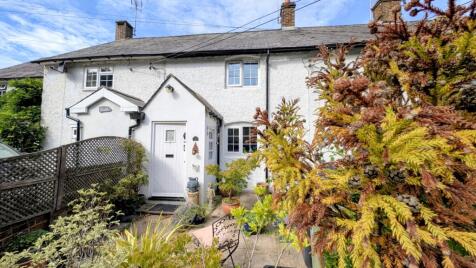 Kingshott Cottages, Greatham, Hampshire, GU33