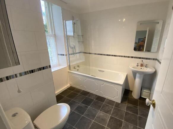 19 bed Detached for sale Image 11