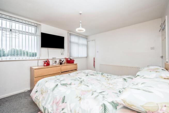 2 bed Terraced for sale Image 10