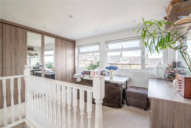 3 bed Terraced for sale Image 11