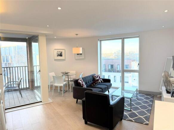 Show Apartment Image