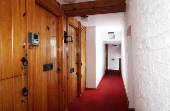 14999_Riverhead Cour