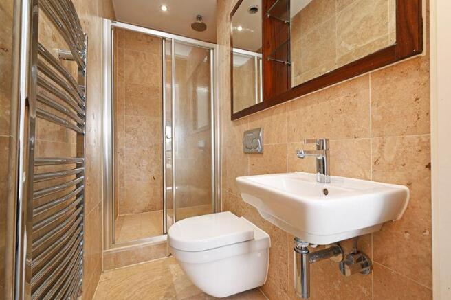 En-suite bathroom