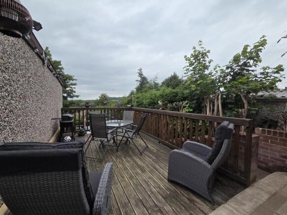 4 bed Semi-Detached for sale Image 12