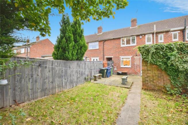 3 bed Terraced for sale Image 10
