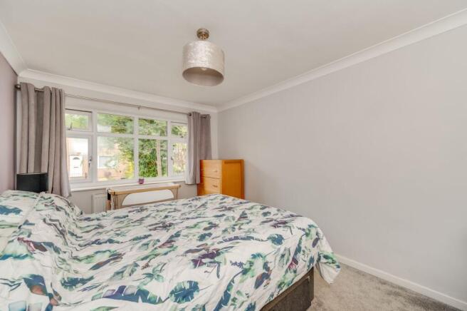 3 bed Semi-Detached for sale Image 10