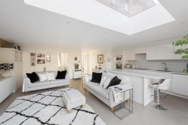 Swinburne Road Hi-9.jpg