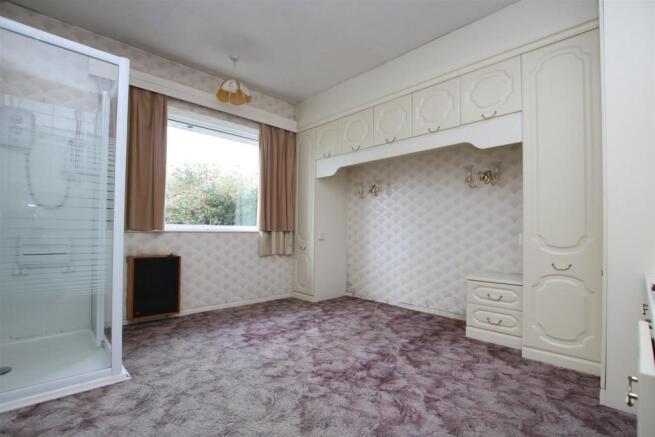 Bedroom 2.JPG