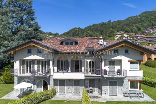 the lake como villa- villa camelie -menaggio