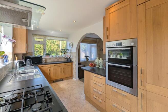 3 bed Detached for sale Image 7