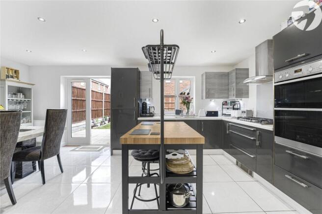 Kitchen/Dining