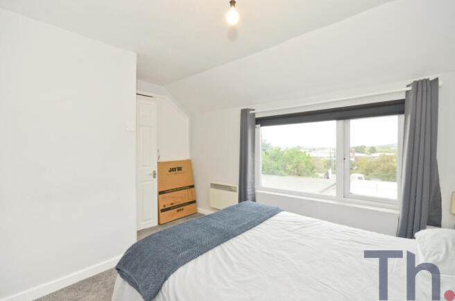 Bedroom 2.JPG