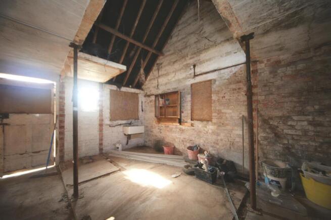 Utility/Garage