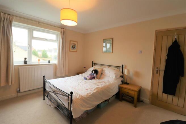 Bedroom 2.jpg