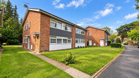 Petersham Close, Byfleet