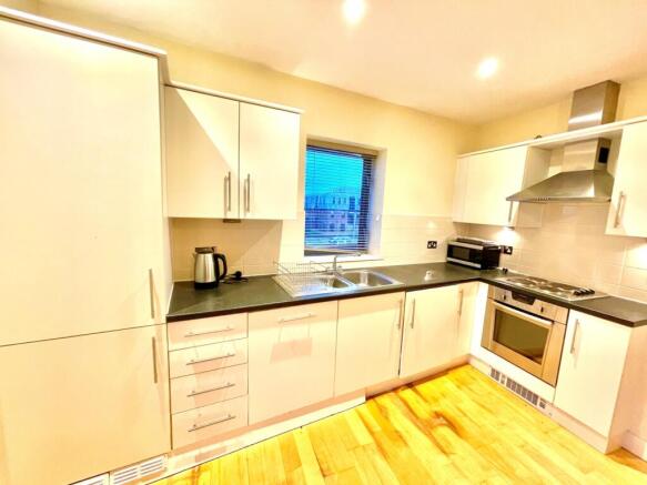 9 Tudor Court KITCHEN