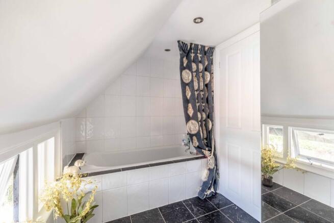bathroom2