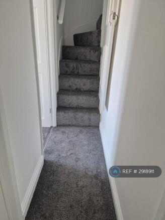 3 bed Terraced to rent Image 10