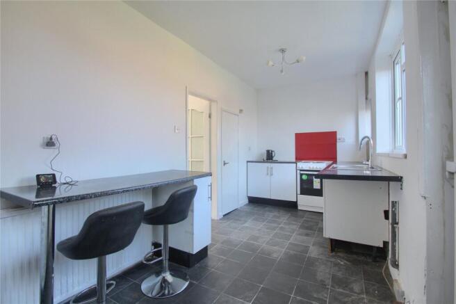 3 bed Semi-Detached for sale Image 7