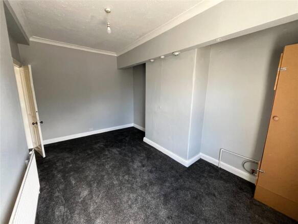 2 bed Terraced to rent Image 7