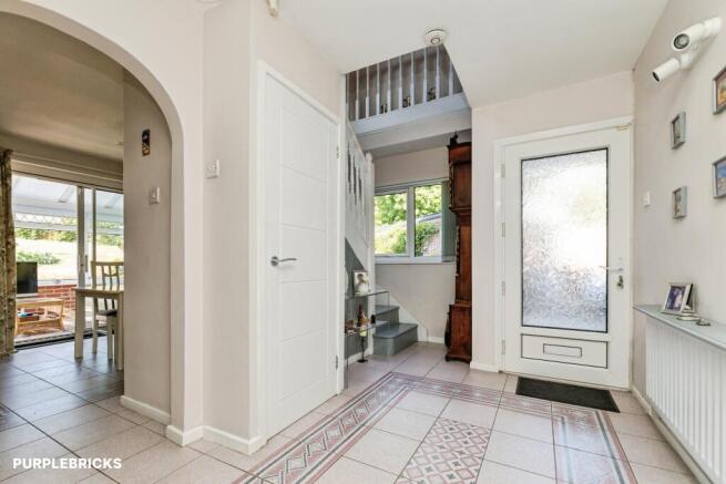 3 bed Semi-Detached Bungalow for sale Image 7