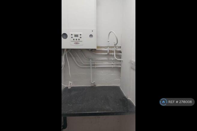3 bed Semi-Detached to rent Image 9