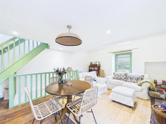 3 bed House for sale Image 7