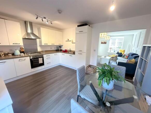 WhatsApp Image 2025-12-11 at 13.04.34 (10).jpeg