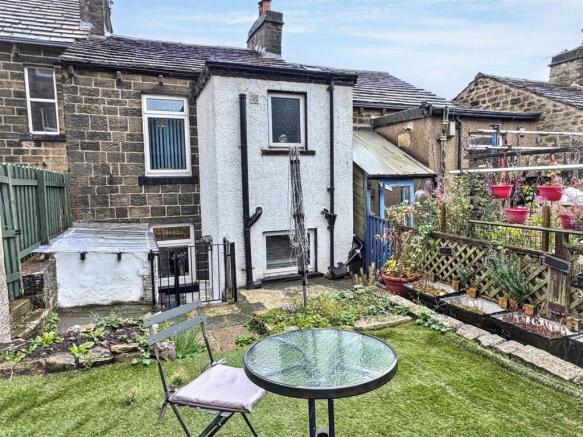 2 bed Terraced for sale Image 10