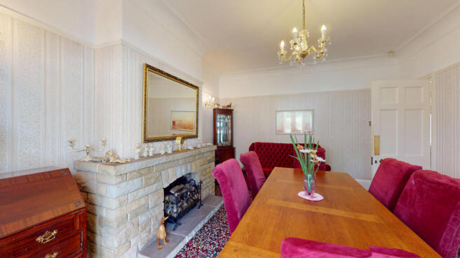 4 bed Semi-Detached for sale Image 8