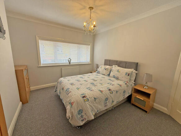 3 bed Semi-Detached for sale Image 8