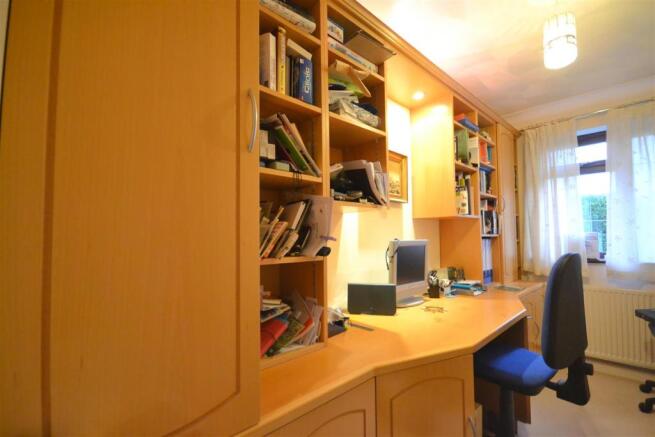 Bedroom 4/Study