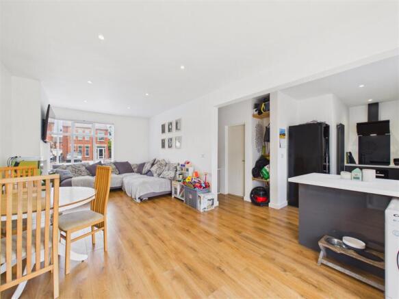 2 bed Detached Bungalow for sale Image 4