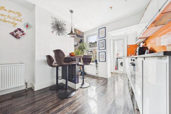 dd95fb0f-CAM01085...