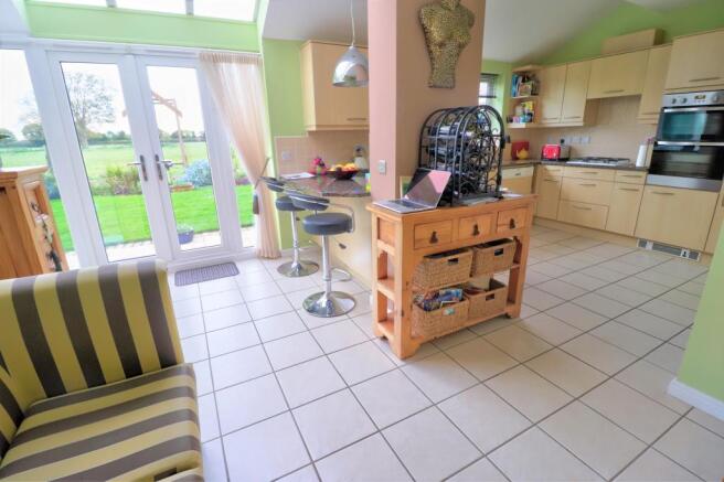 Kitchen/Living space