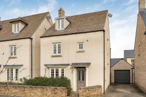 48, Gardner Way, Cirencester GL7 1ZA