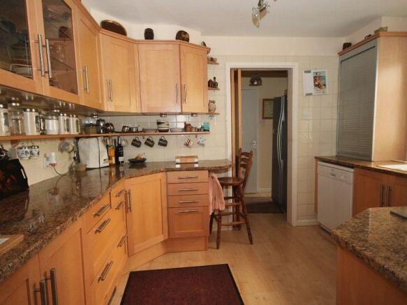 kitchen2