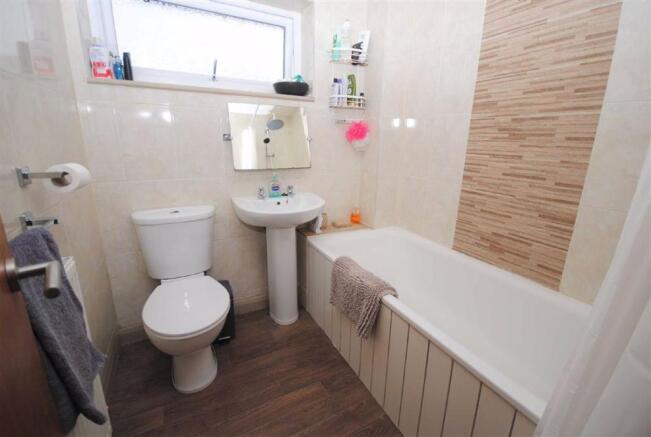 Bathroom/w.c.