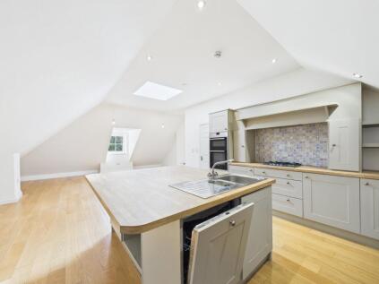 Peachfield Road, Malvern, Worcestershire, WR14