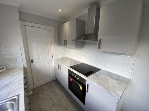 KITCHEN 2