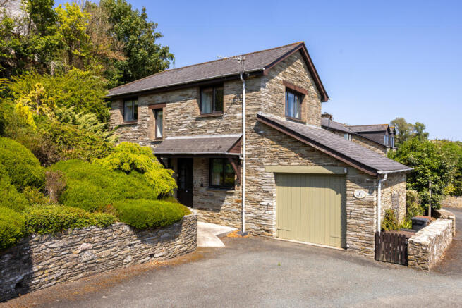 A05 - Old Walls 1 Charleton Court Barns - 260729