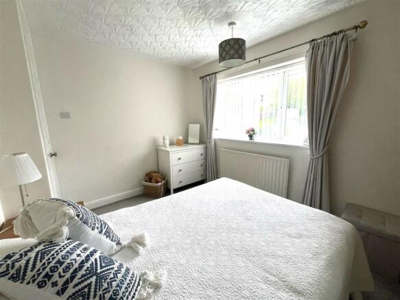 56 hardie avenue (2).jpeg