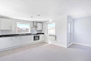 Flat A, 66-67, Northbrook Street, Newbury RG14 1AE