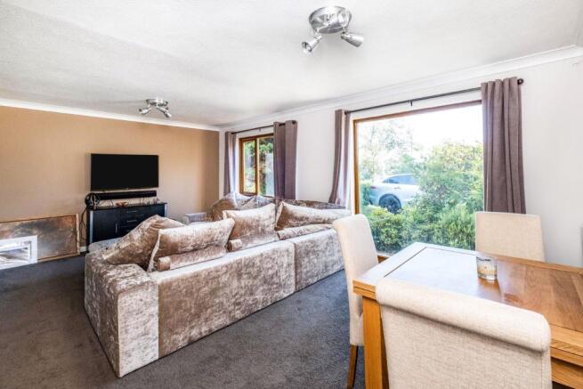 Lounge / Dining room